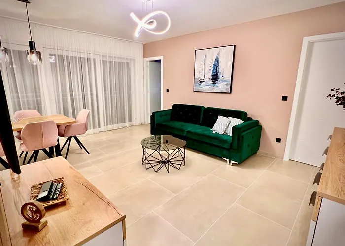 Panorama Sea View Apartment *