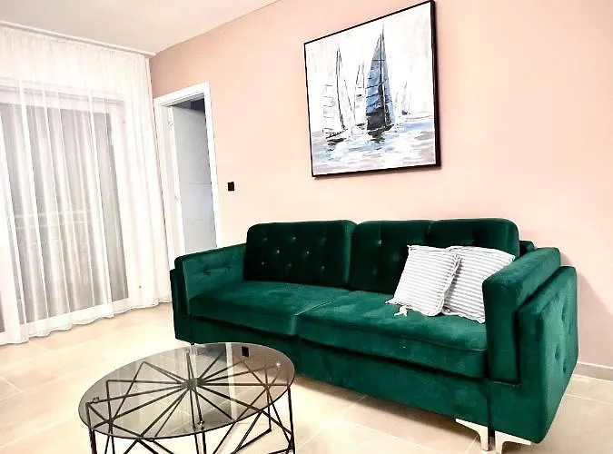 شقة Panorama Sea View زادار